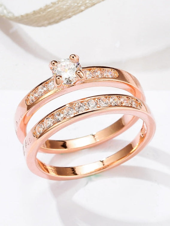 Roséguld Ring med Diamanter – En Tidlös Symbol för Elegans och Lyx