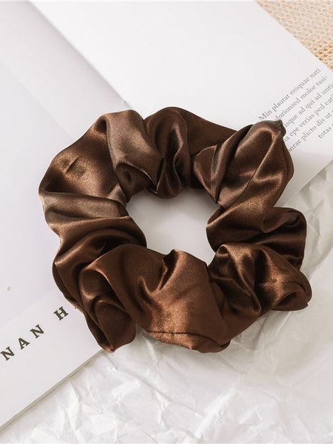 exklusiv scrunchie-set i satin