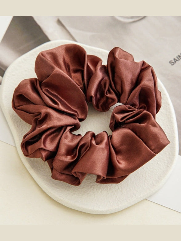 exklusiv scrunchie-set i satin