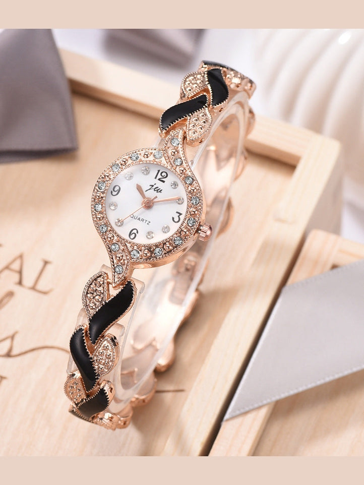 Stilfull Elegans – Fashionable All-match Women's Love Strap Diamond Watch