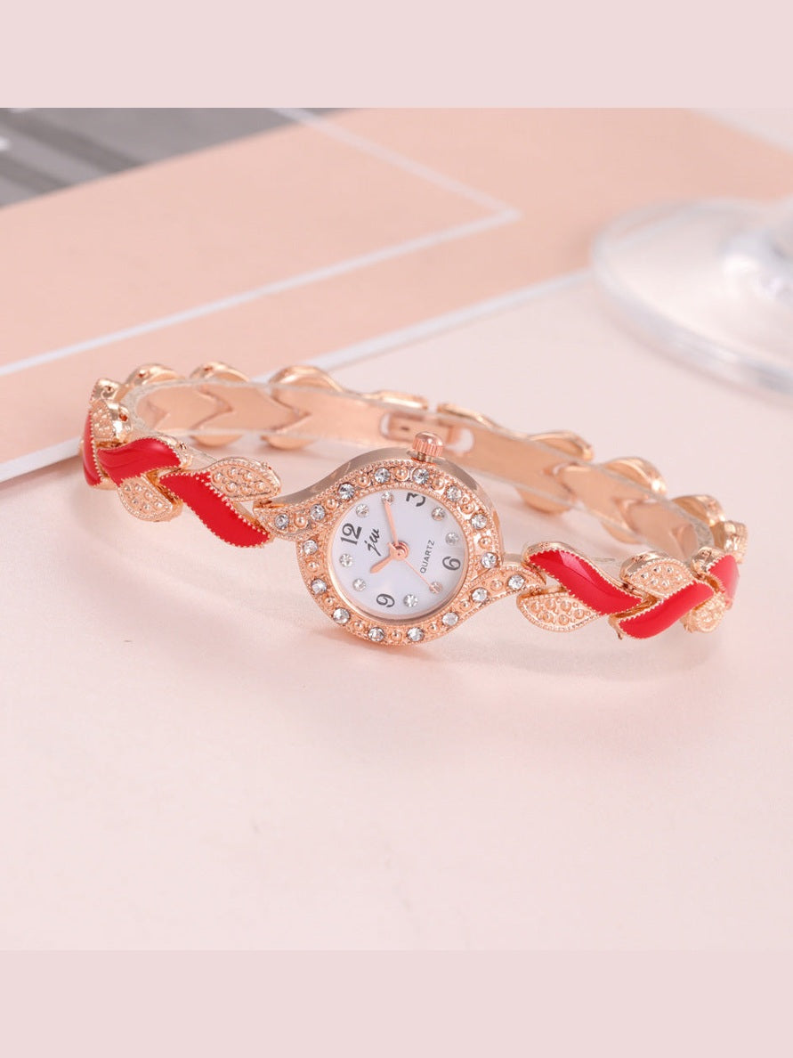 Stilfull Elegans – Fashionable All-match Women's Love Strap Diamond Watch